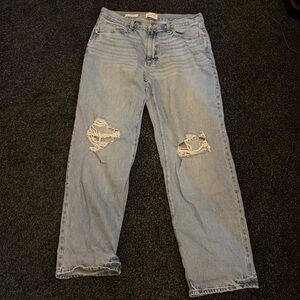 Universal Thread Light Blue Boyfriend Jeans